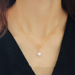 Adjustable 18k Gold Layered Necklace with Single Pearl